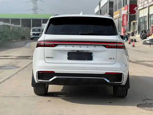 Geely Xingyue L 2024