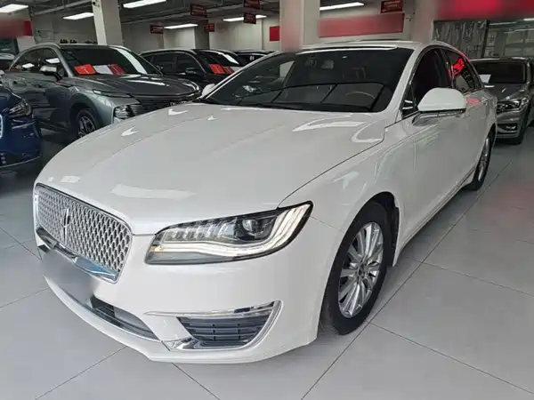 Lincoln MKZ 2018
