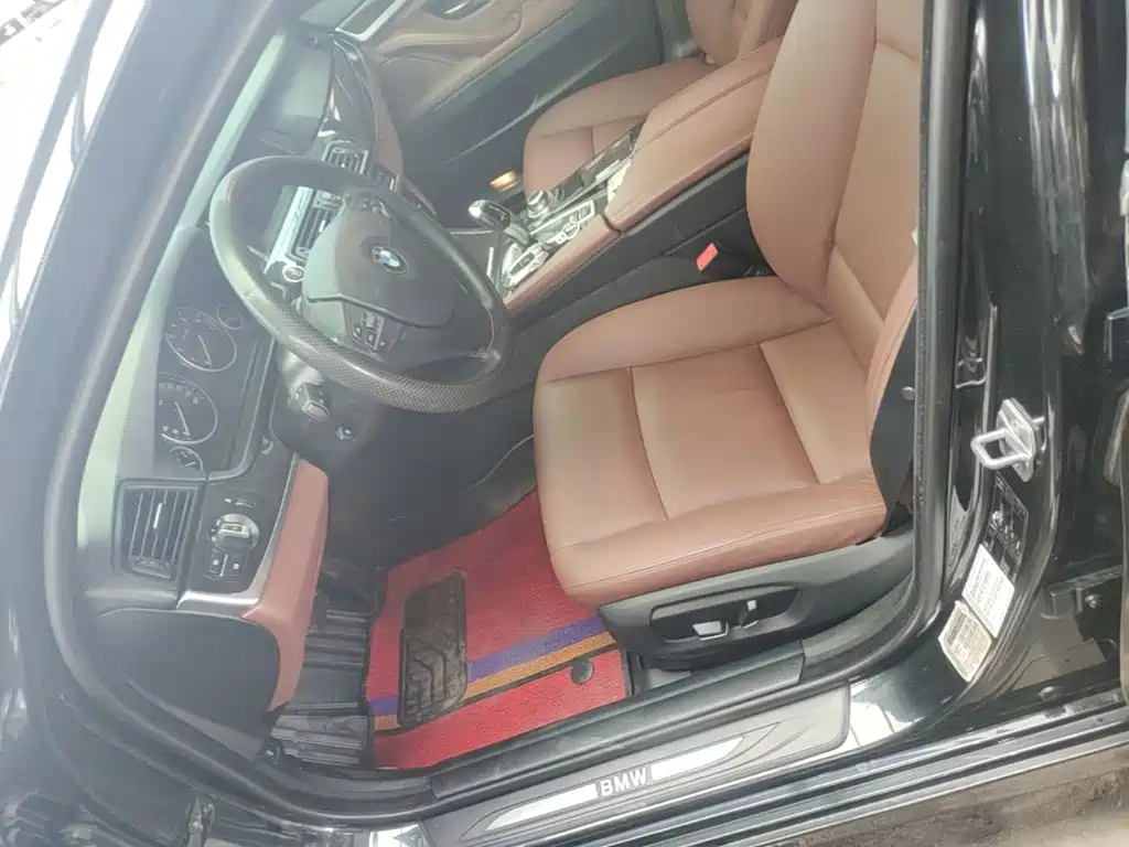 BMW 5 Series 2015 — фото 15