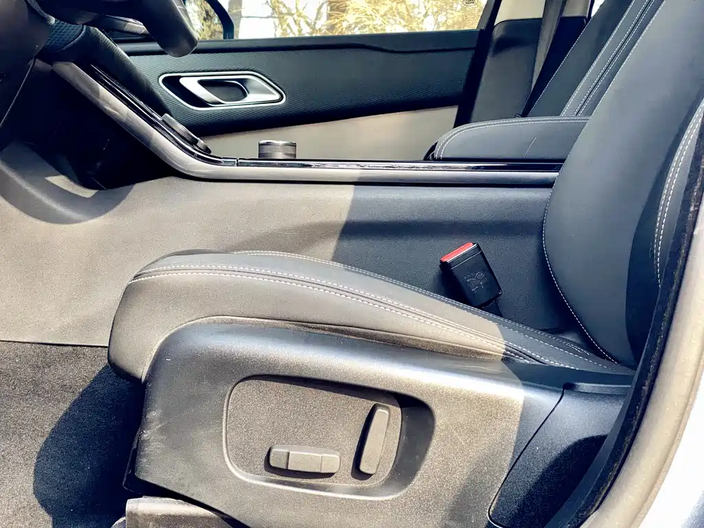 Land Rover Velar 2019 — фото 19