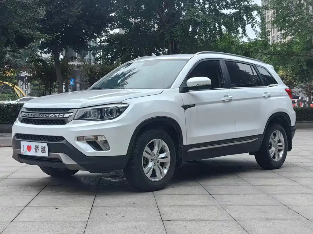 Changan CS75 2017 — фото 1