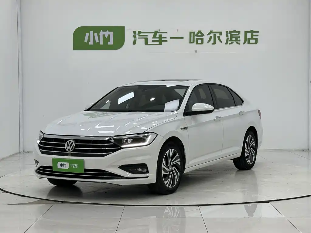 Volkswagen Sagitar 2022