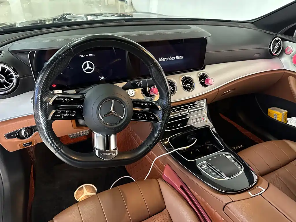 Mercedes-Benz E-Class 2023 — фото 6