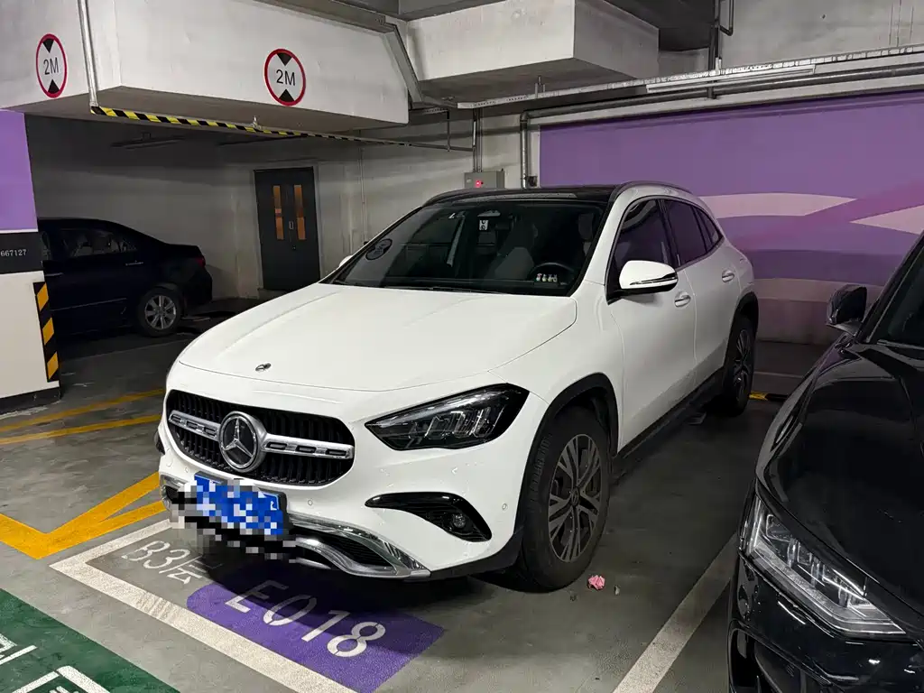 Mercedes-Benz GLA 2024 — фото 1