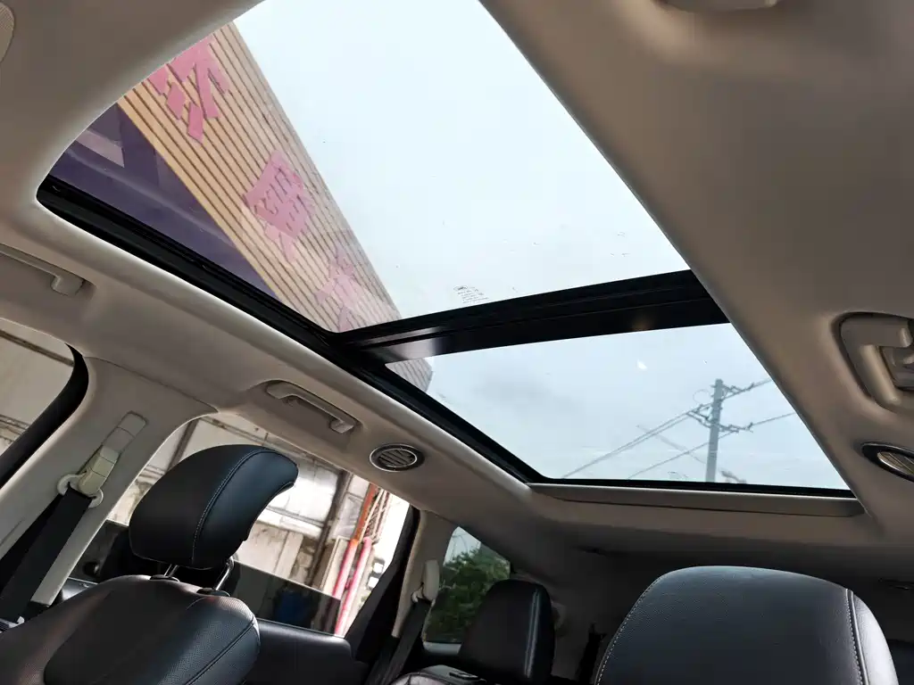 Ford Edge 2015 — фото 13