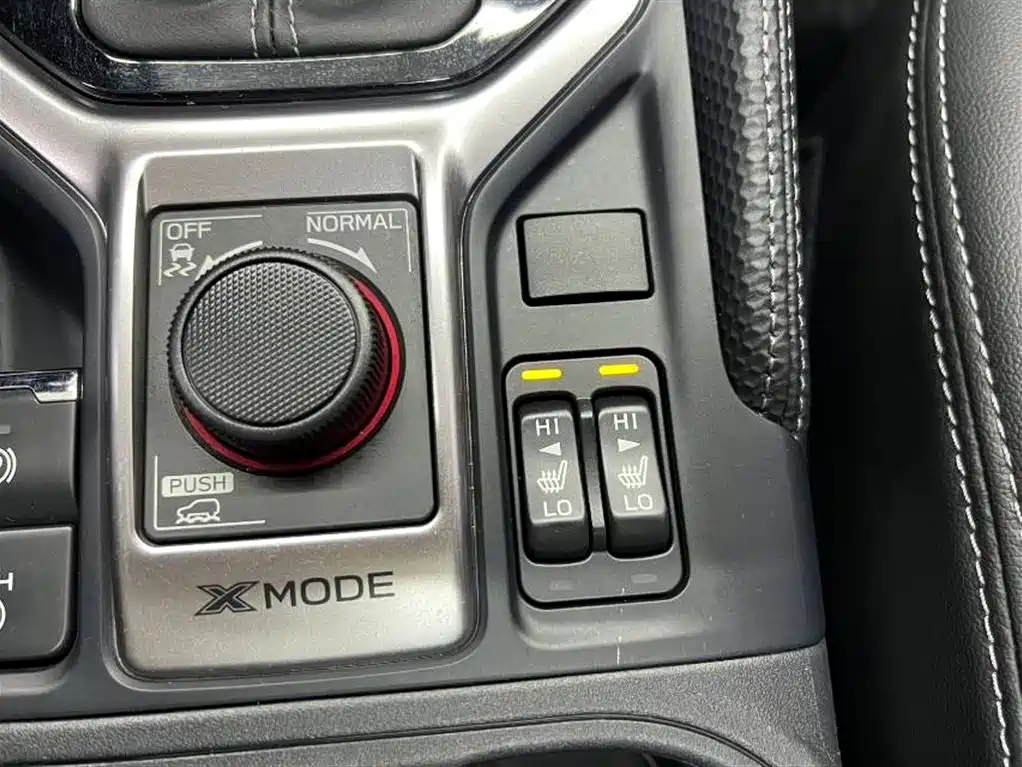 Subaru Forester 2023 — фото 14