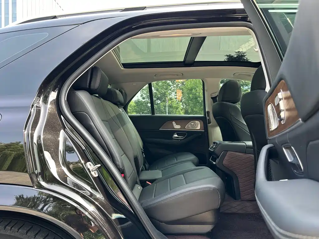 Mercedes-Benz GLE 2023 — фото 13
