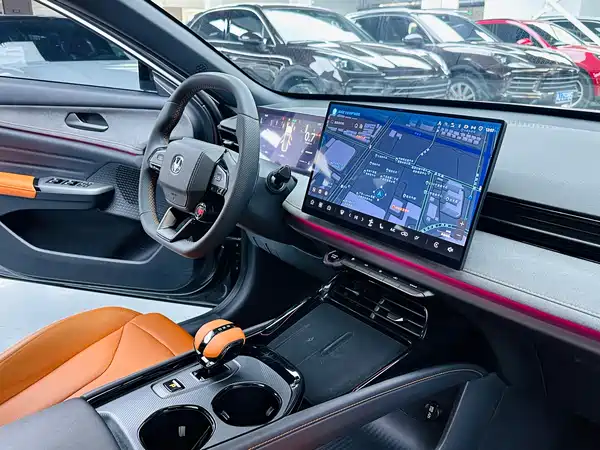 Changan UNI-V 2025