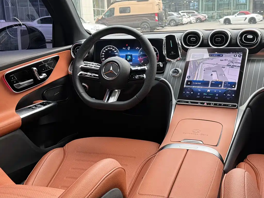 Mercedes-Benz GLC 2023 — фото 19
