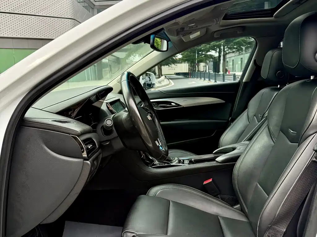 Cadillac ATS-L 2019 — фото 16