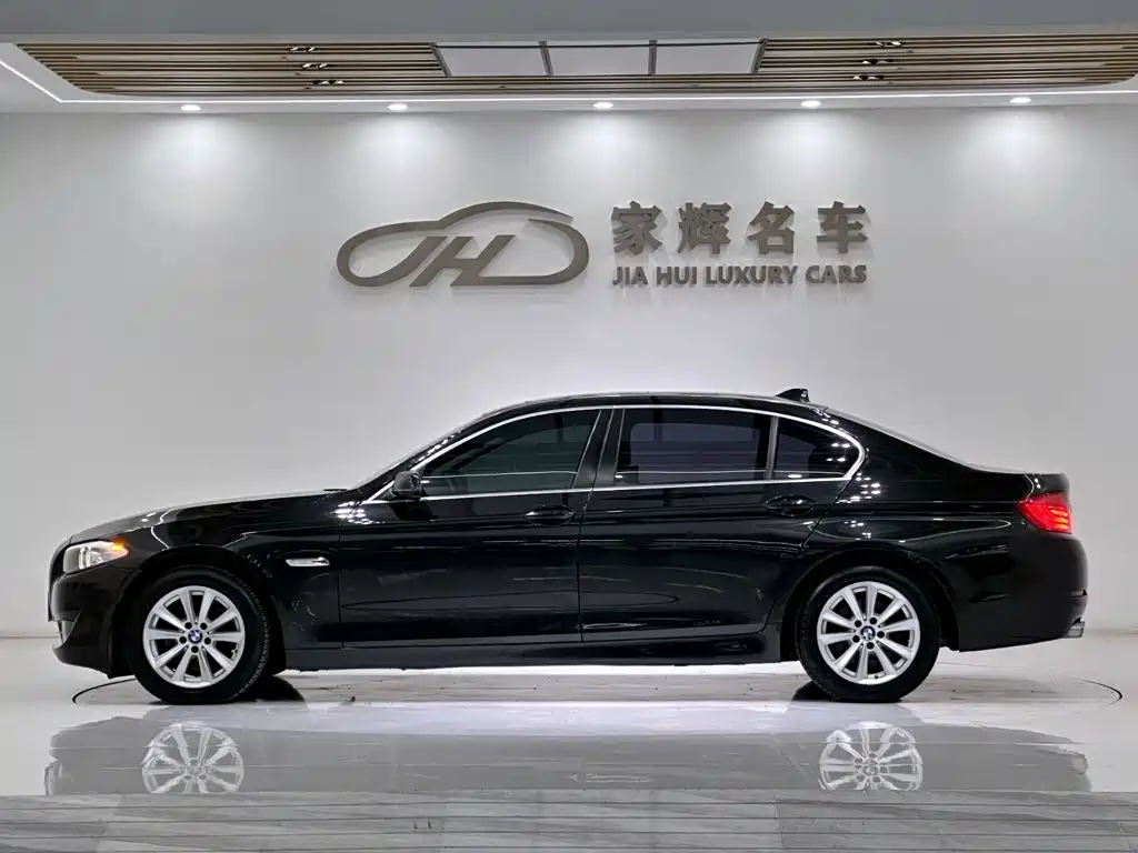 BMW 5 Series 2012