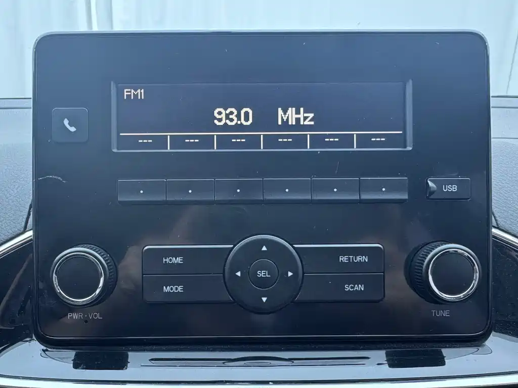 Toyota Yaris L 2022 — фото 10
