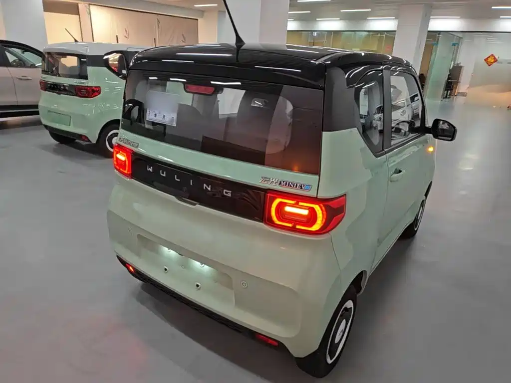 Wuling MINIEV 2021