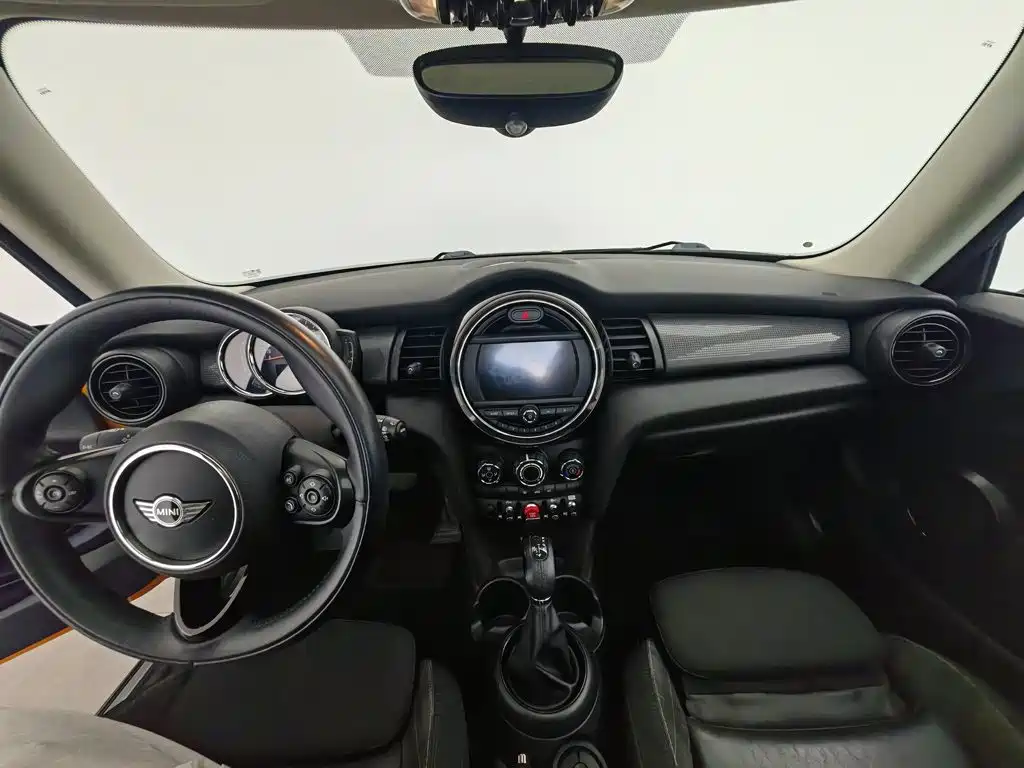 MINI MINI 2018
