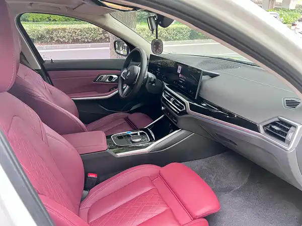 BMW i3 2023