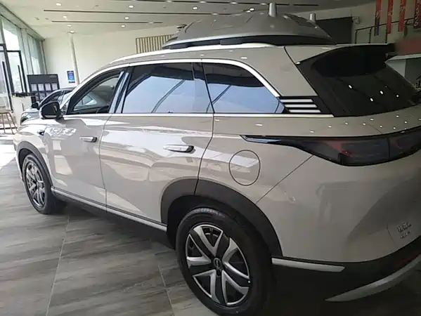 BYD Sealion 07 DM-i 2025