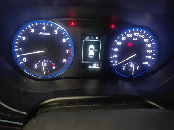 Hyundai Mistra 2014