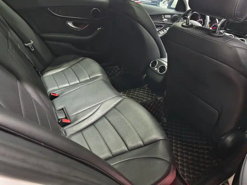 Mercedes-Benz C-Class 2015 — фото 14