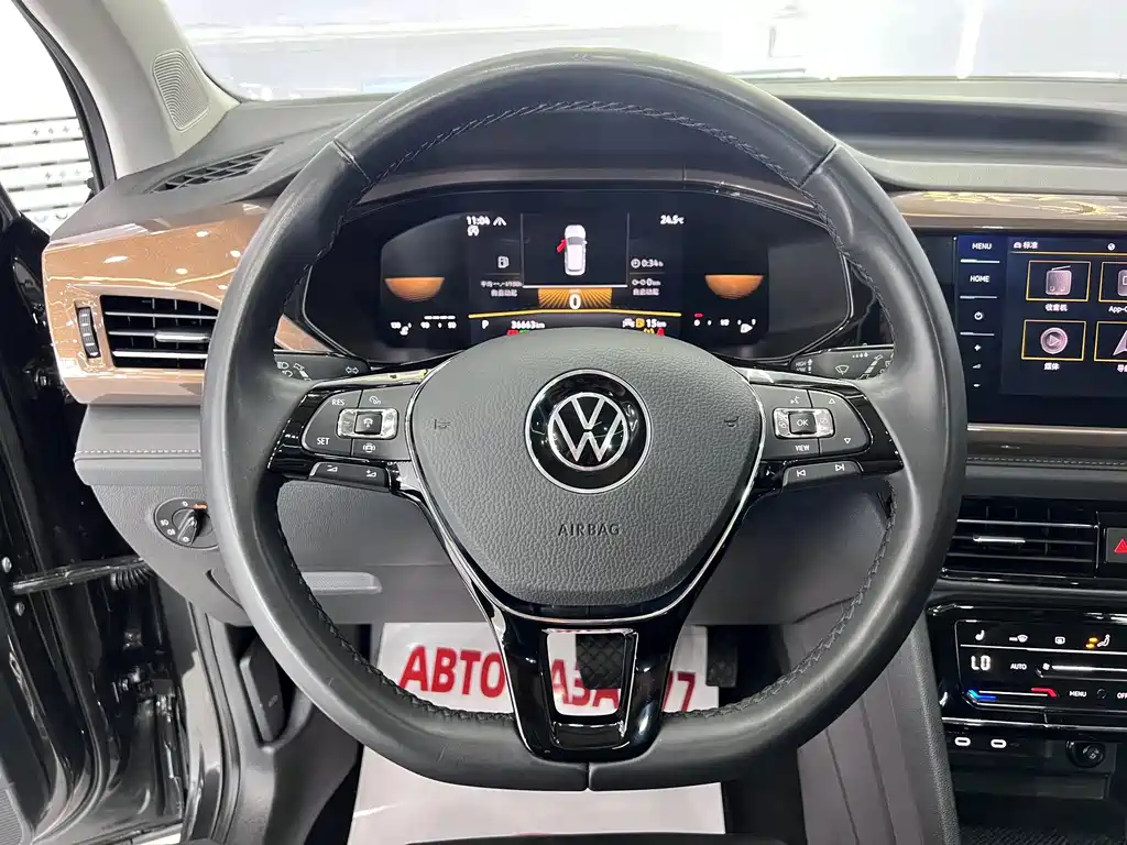 Volkswagen Tharu 2022 — фото 12