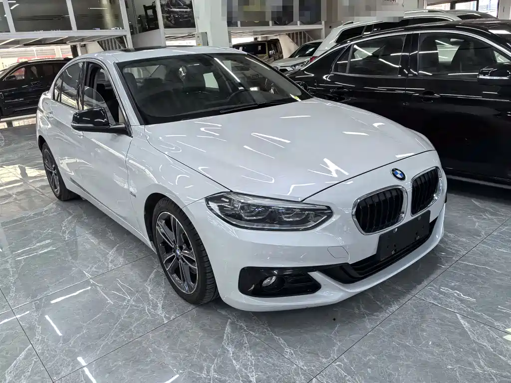 BMW 1 Series 2019 — фото 3