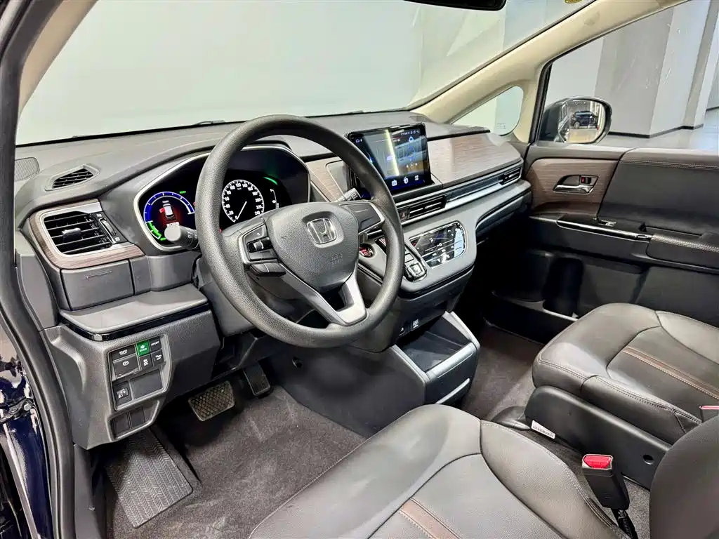 Honda Odyssey 2025 — фото 25