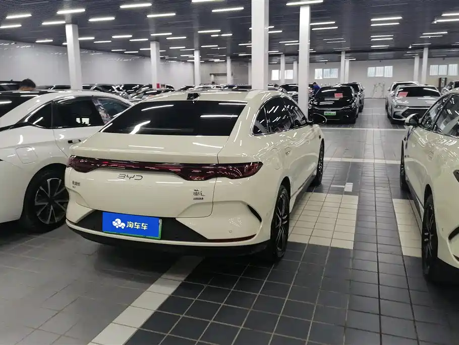 BYD Qin L 2025 — фото 3
