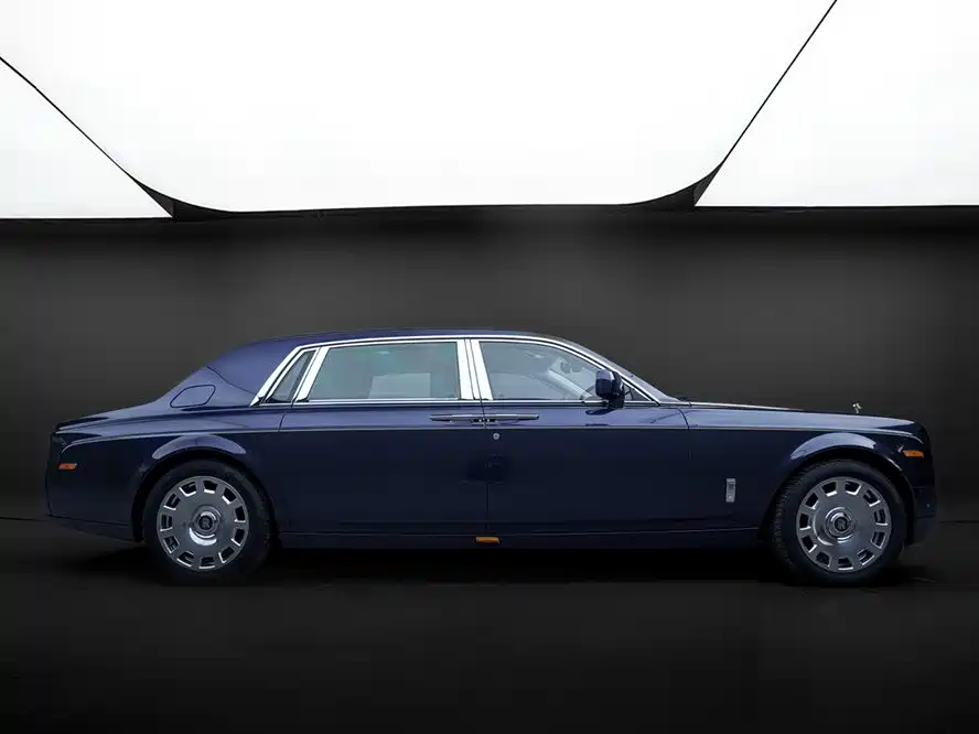 Rolls-Royce Phantom 2013 — фото 3
