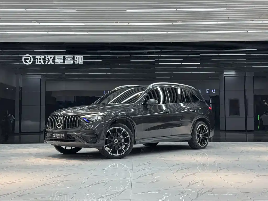Mercedes-Benz GLC 2023 — фото 1