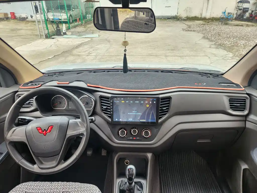 Wuling Hongguang V 2021 — фото 13