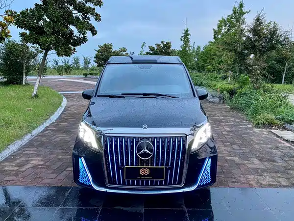 Mercedes-Benz Vito 2023