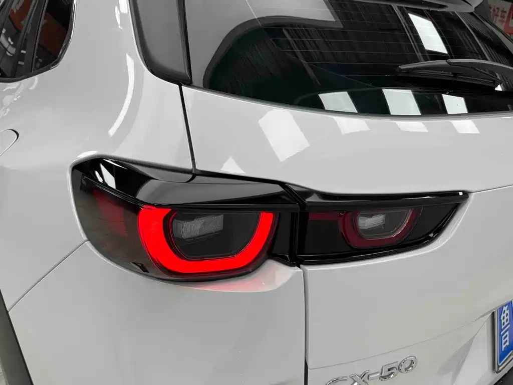 Mazda CX-50 2023 — фото 18