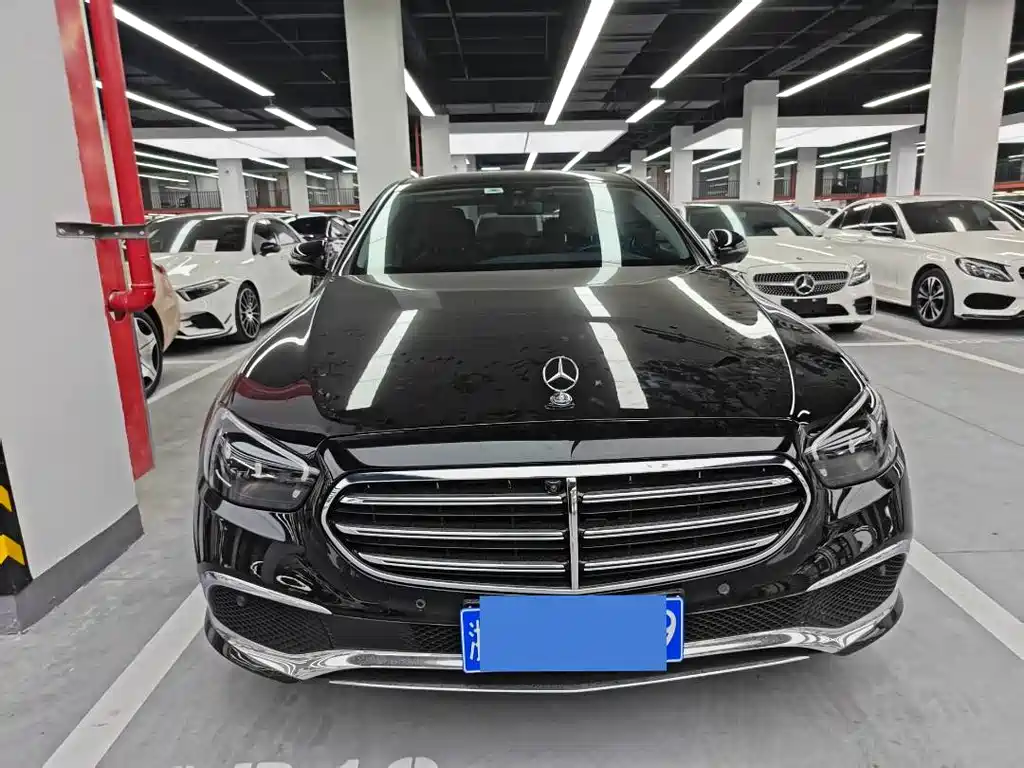 Mercedes-Benz E-Class 2023 — фото 2