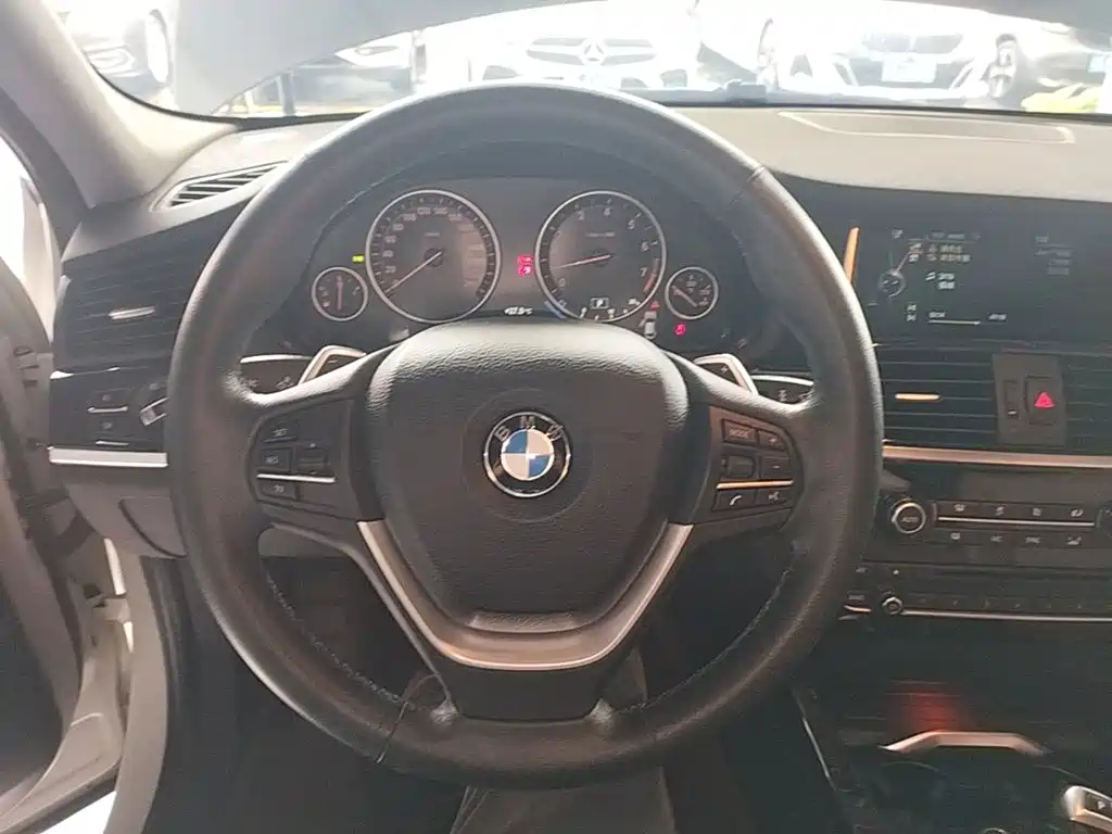 BMW X4 2015 — фото 11