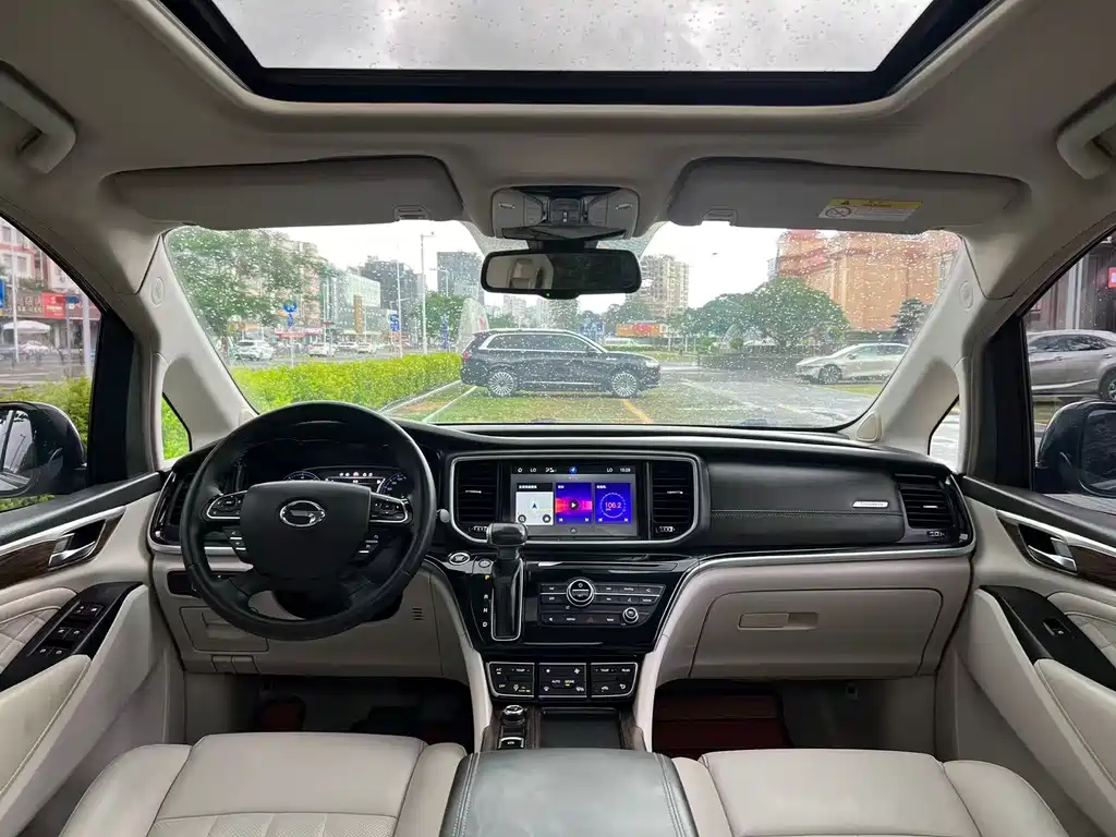 GAC Motor Trumpchi M8 2019 — фото 18