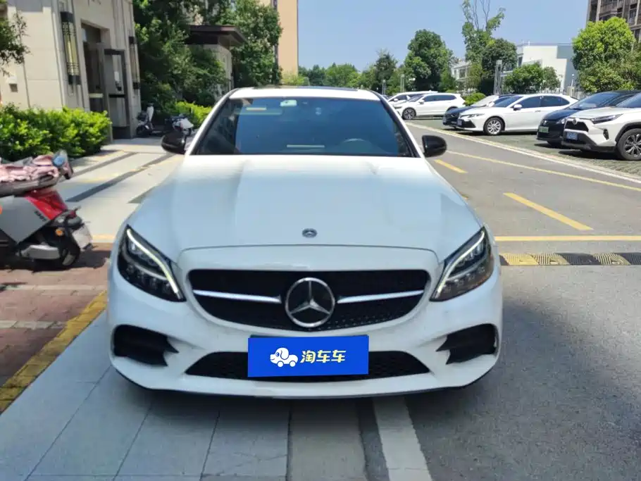 Mercedes-Benz C-Class 2021
