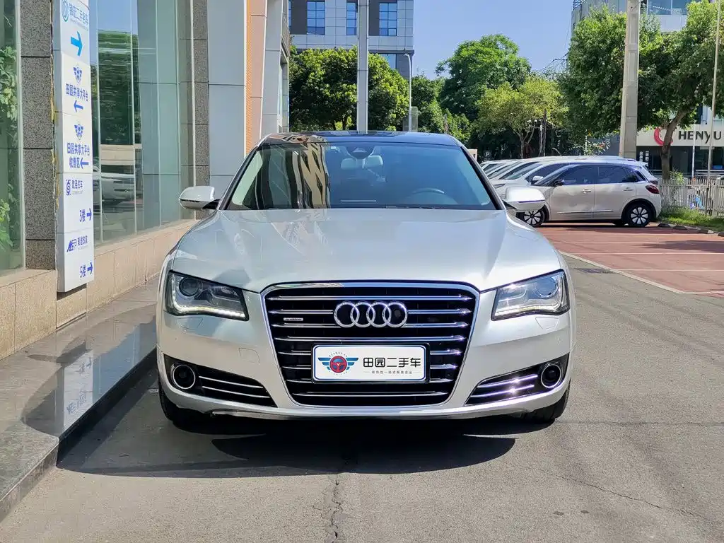 Audi A8 2011