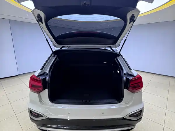 Audi Q2L 2022