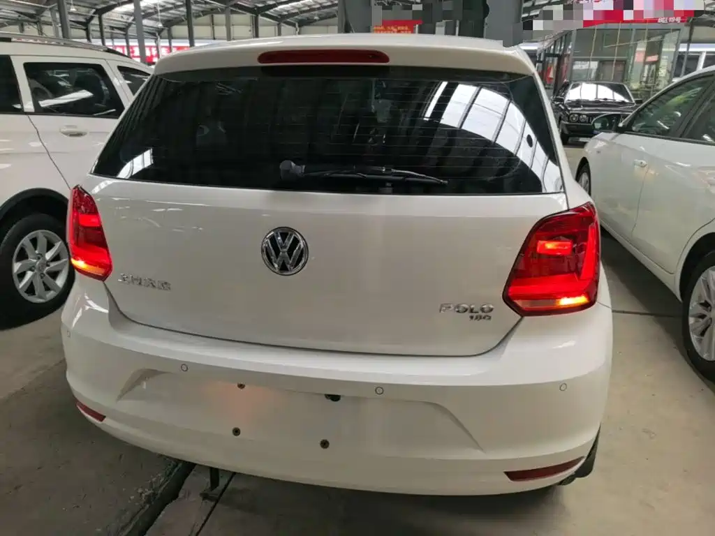 Volkswagen Polo 2016