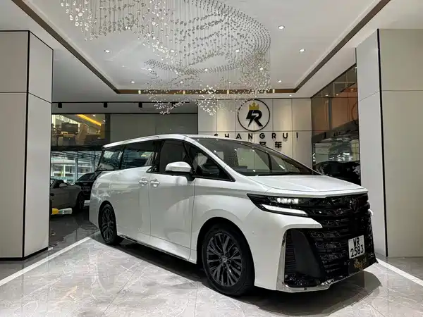 Toyota Vellfire 2025