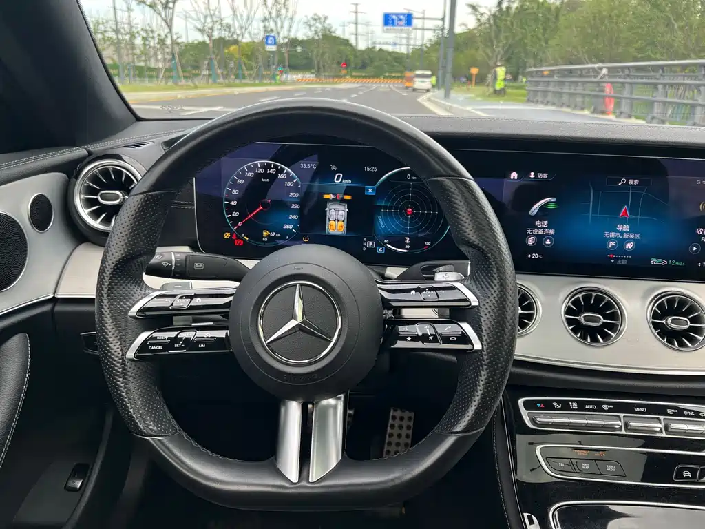 Mercedes-Benz E-Class 2021