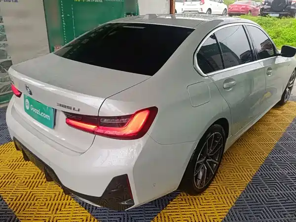 BMW 3 Series 2024