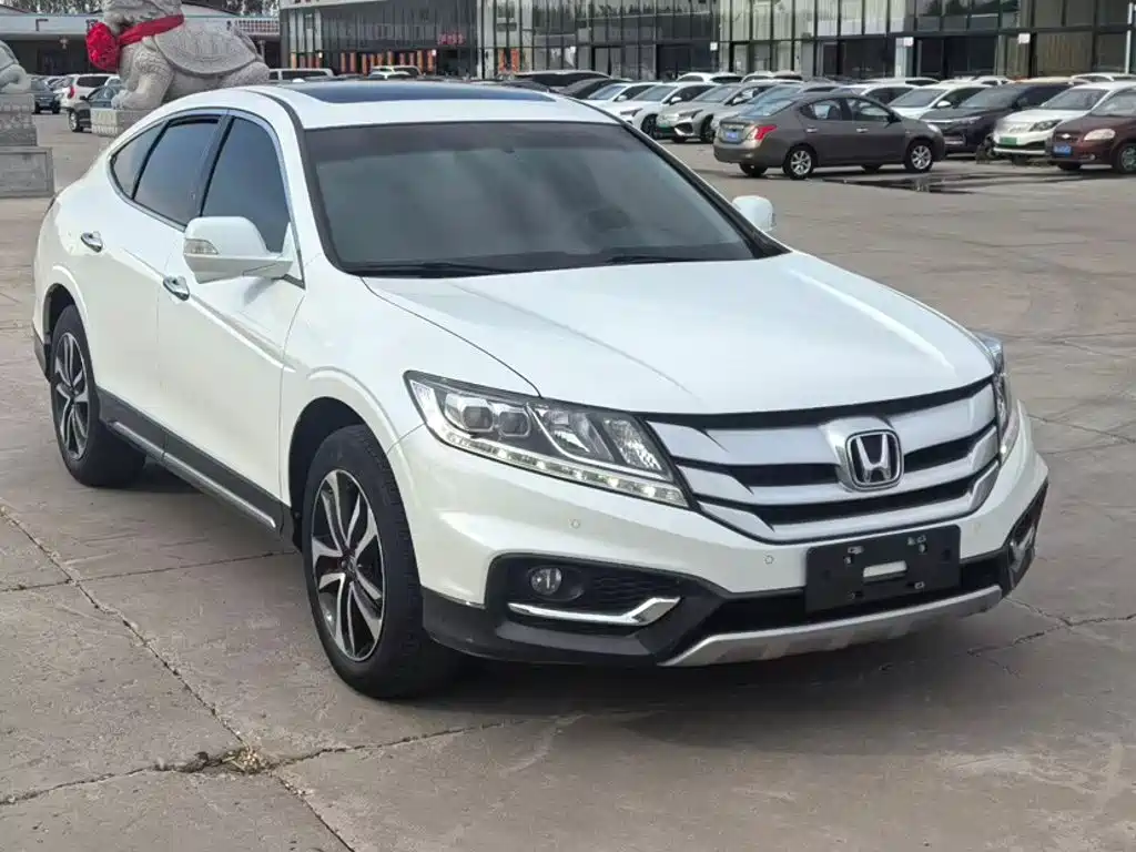 Honda Crosstour 2016 — фото 4