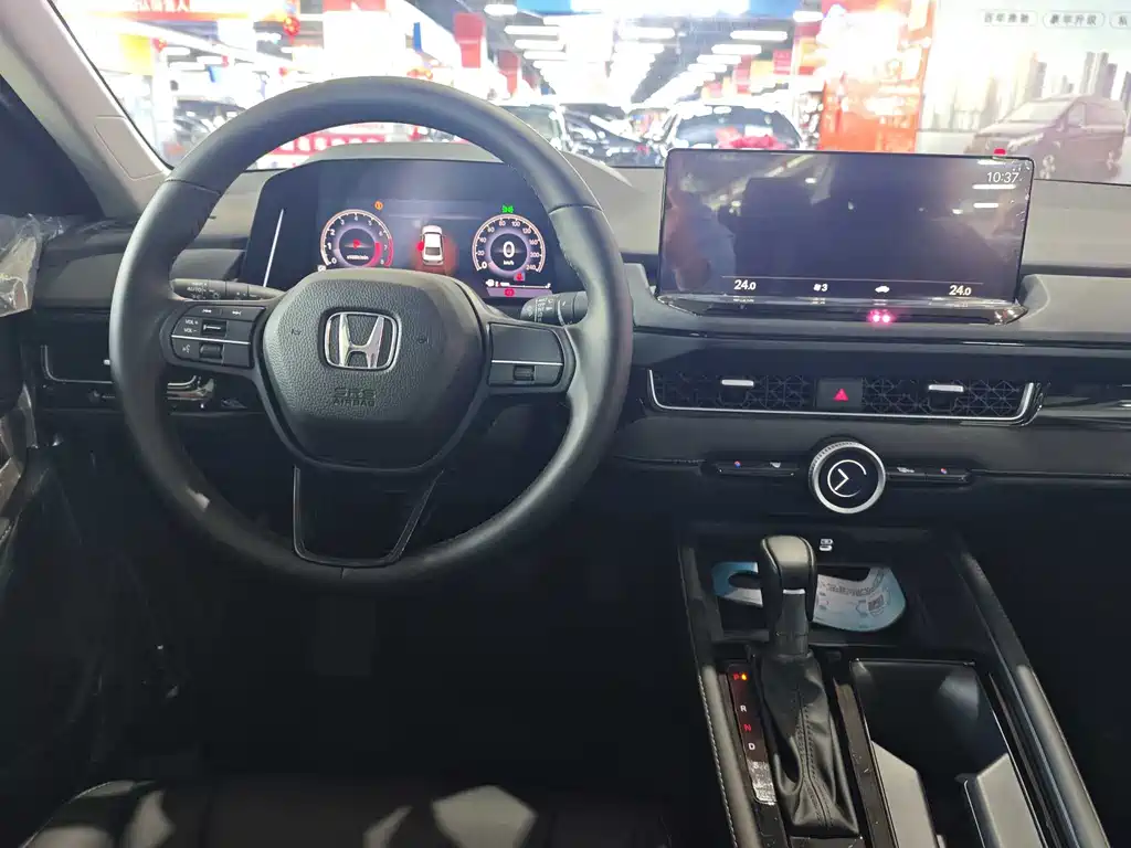 Honda Inspire 2026 — фото 10