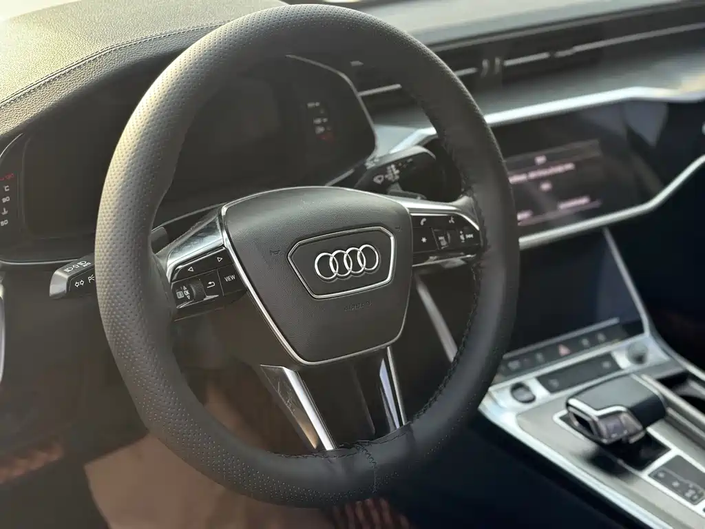 Audi A6L 2021 — фото 10