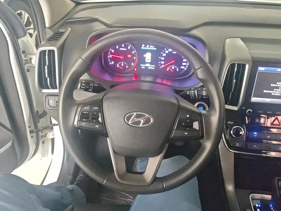 Hyundai ix35 2018 — фото 15