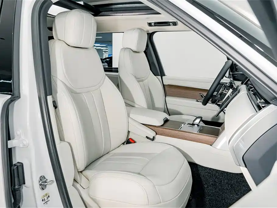 Land Rover Range Rover 2025 — фото 20