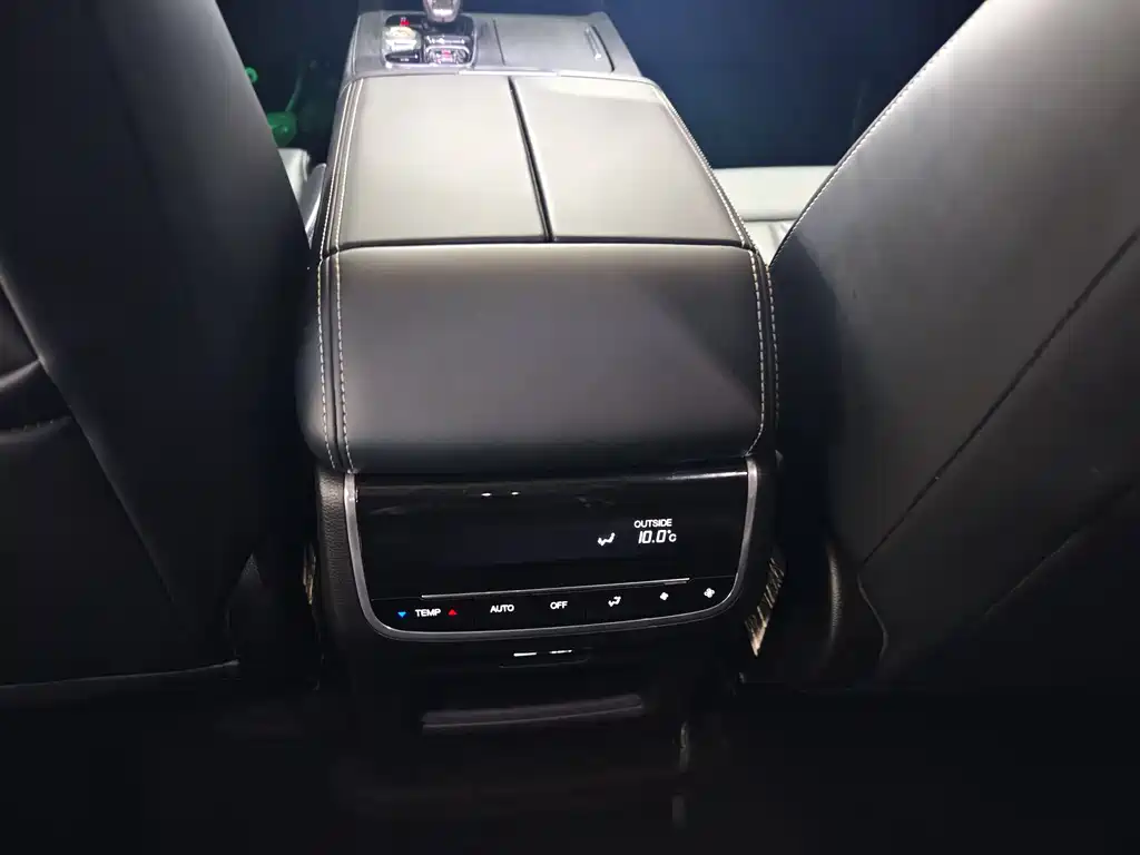 GAC Motor Trumpchi GS8 2024 — фото 13