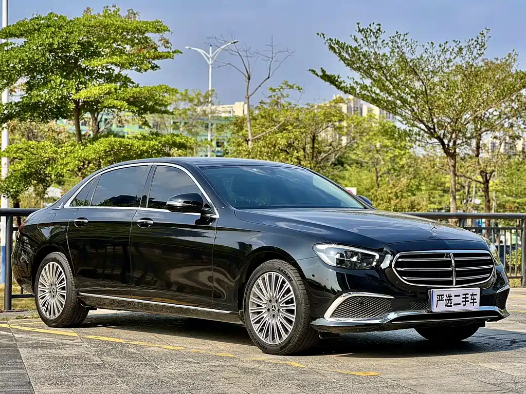 Mercedes-Benz E-Class 2023 — фото 3