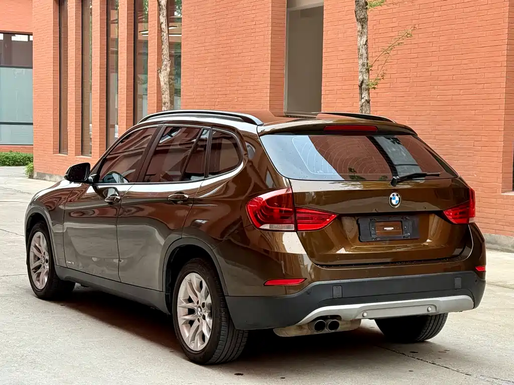 BMW X1 2016 — фото 7