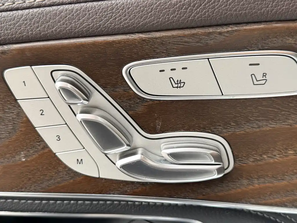 Mercedes-Benz GLC 2020 — фото 21